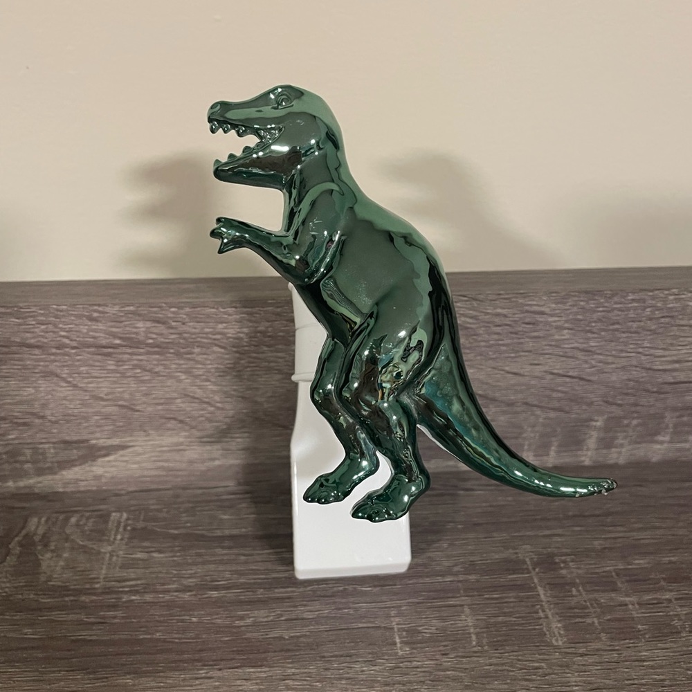 COPY - Bath and Body Works T Rex Wallflower Plug